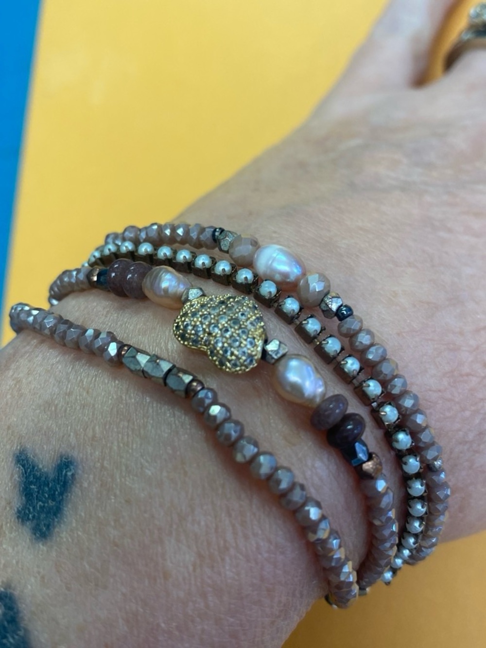 Gold tone  Heart Multi-Strand Beaded Bracelet with Pearls